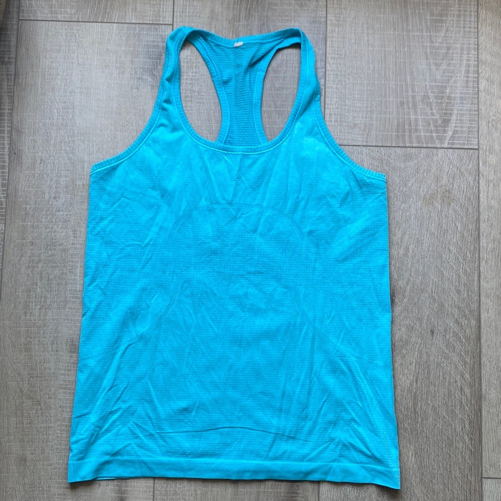 Lulu lemon tank